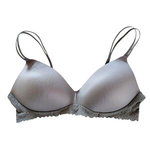 Aerie Sunnie Wireless Push Up Blossom Lace Trim Bra She’ll Gray Size 40C EUC